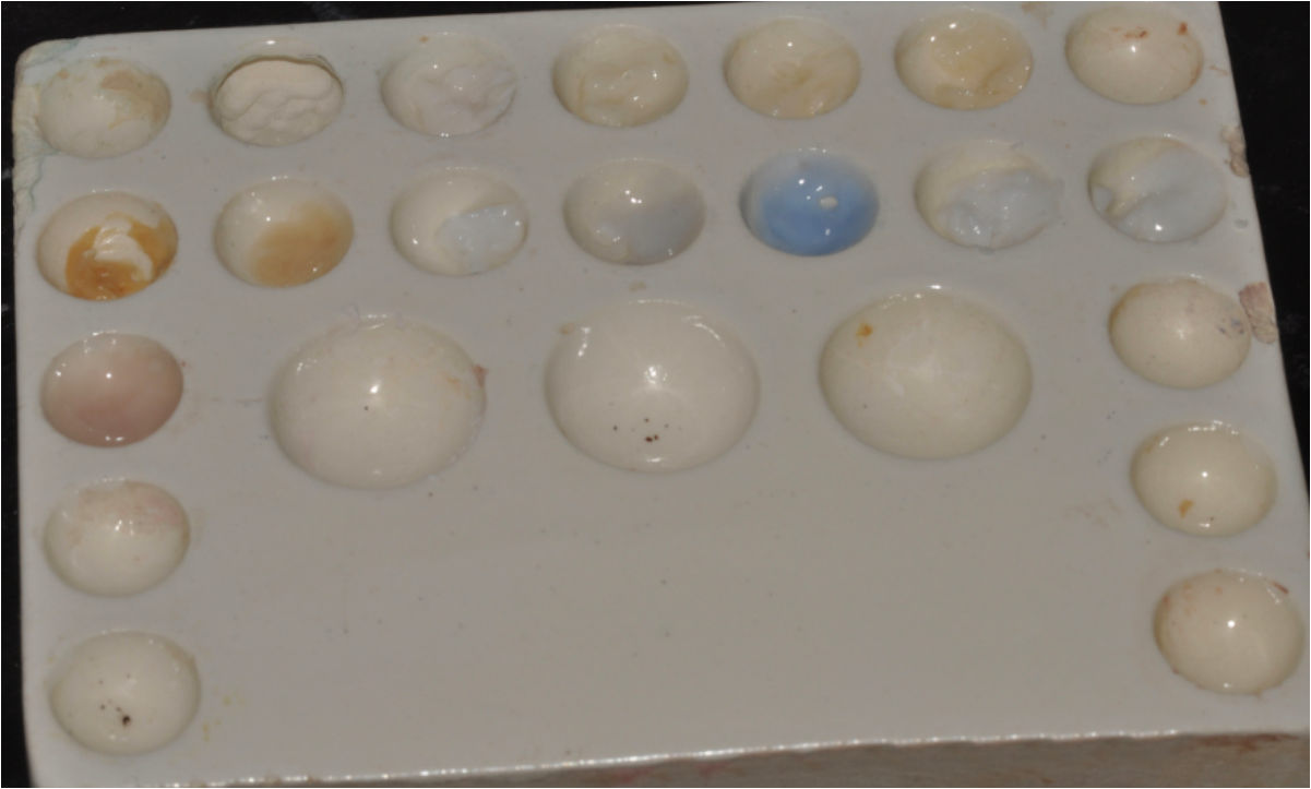 Piastra d'impasto con i colori